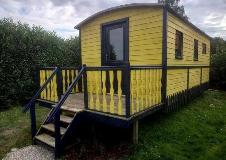 Roulotte Et Jacuzzi De Rachel Au Domaine Du Reuze Villa Winnezeele Kültér fotó